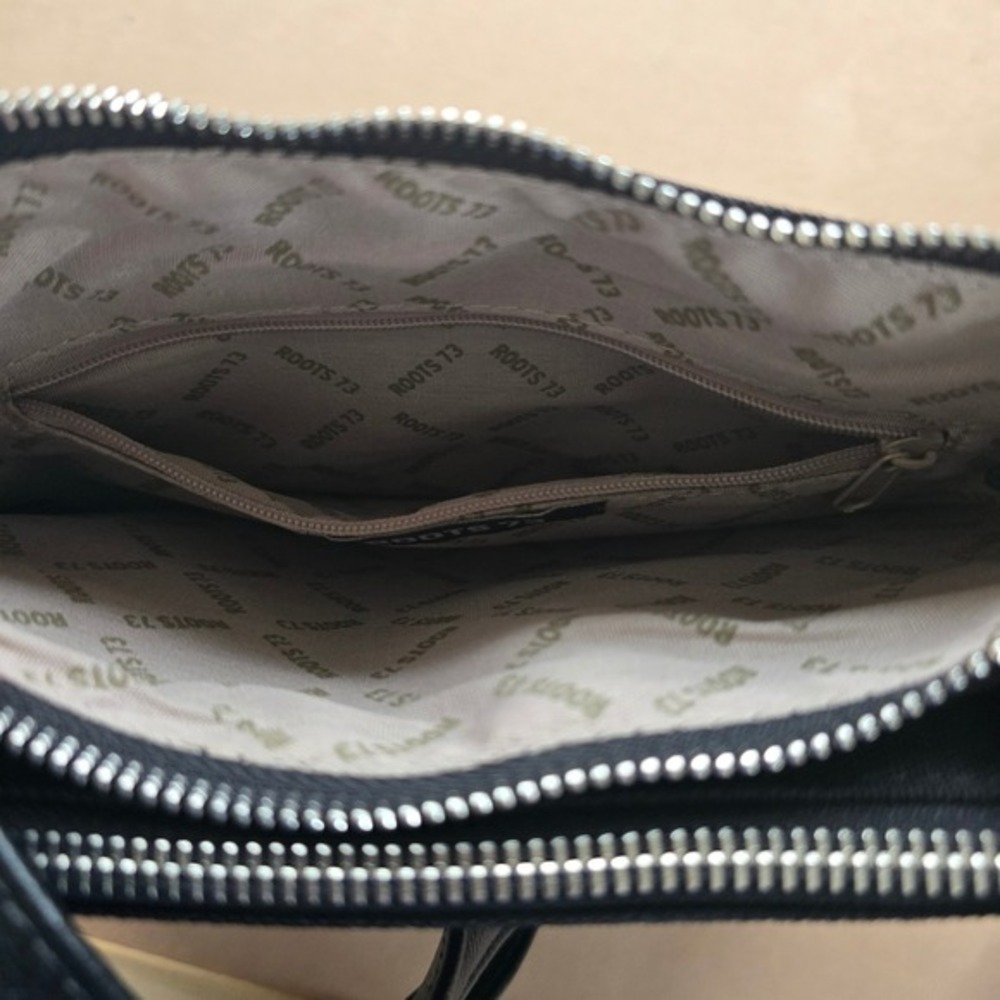 Roots 73 Black Faux Leather Nylon Crossbody Bag‎ Adjustable Strap Zipper Pockets - Picture 11 of 16